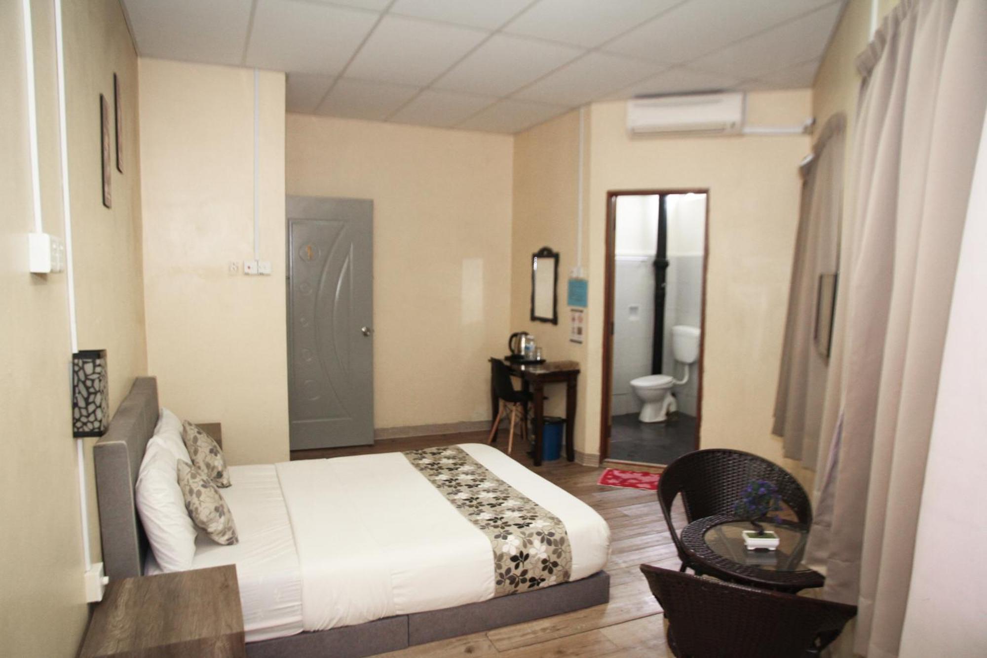 Myra Hotel Mersing Exterior photo